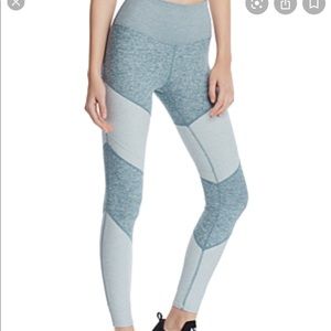 Alo Yoga High Waist Alosoft Sheila Legging XS